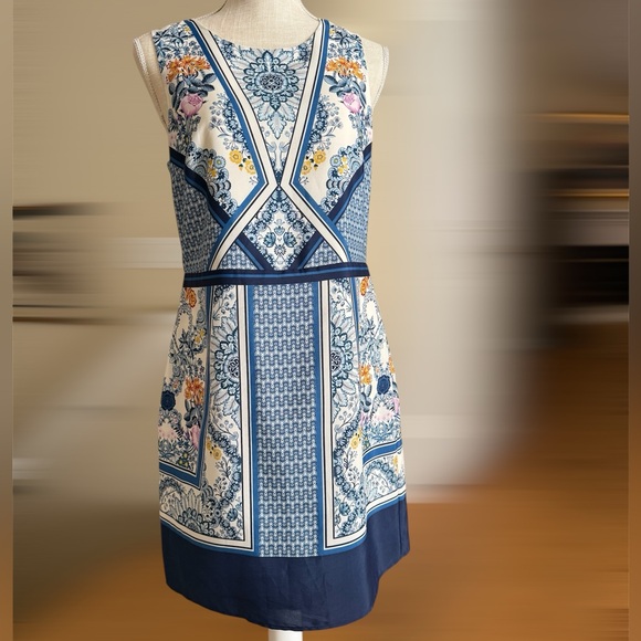 Oasis Dresses & Skirts - Oasis Victoria & Albert Museum Collection Mixed Color Floral Dress